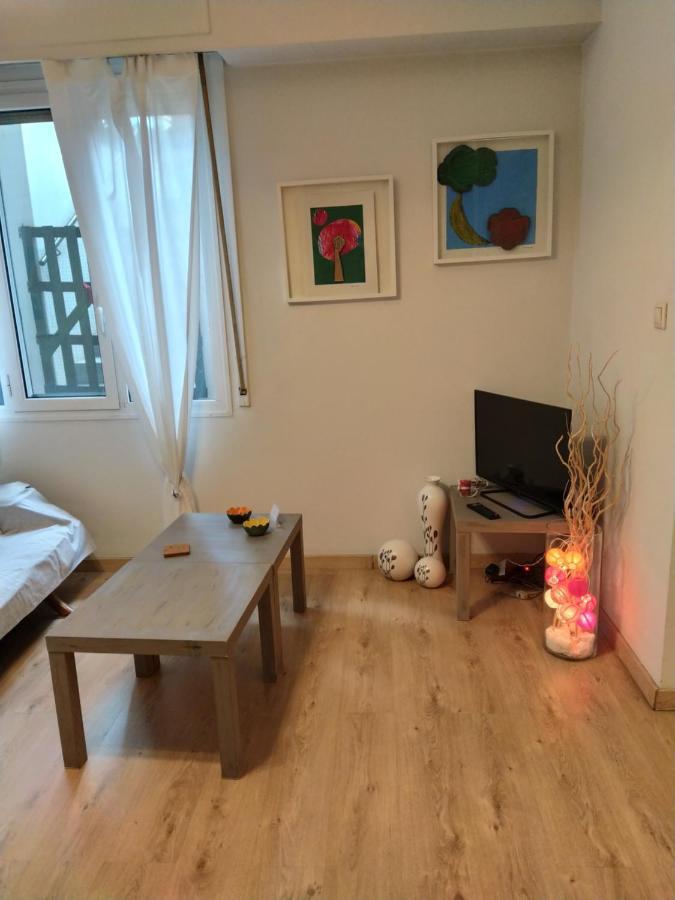 Cozy Apartment Ideally Located City Center And Megaron Moussikis Metro Station Athen Exterior foto