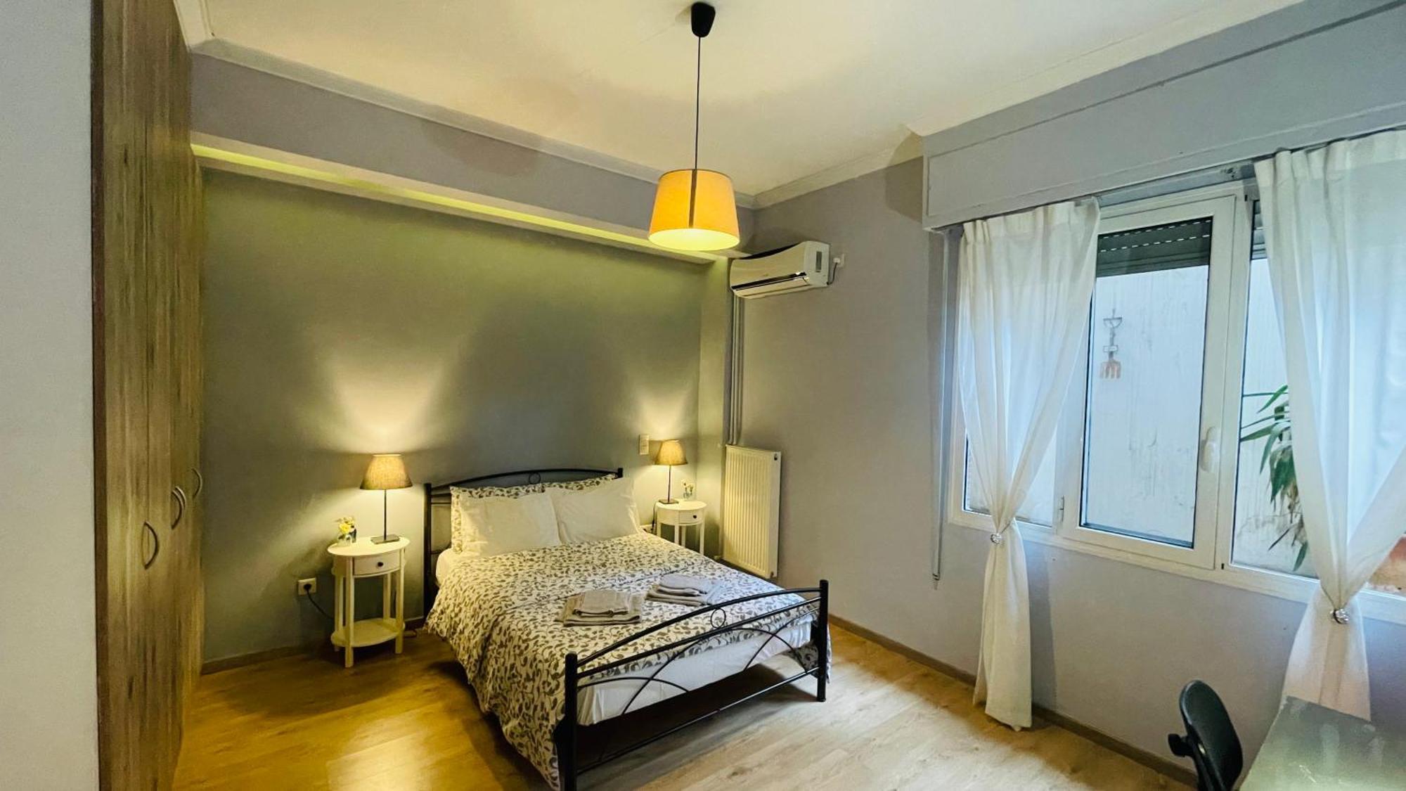 Cozy Apartment Ideally Located City Center And Megaron Moussikis Metro Station Athen Exterior foto